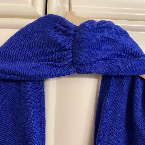 NWOT VENUS SIZE MEDIUM HALTER TOP IN BLUE WITH A KNOT AT BUST - Picture 7 of 10